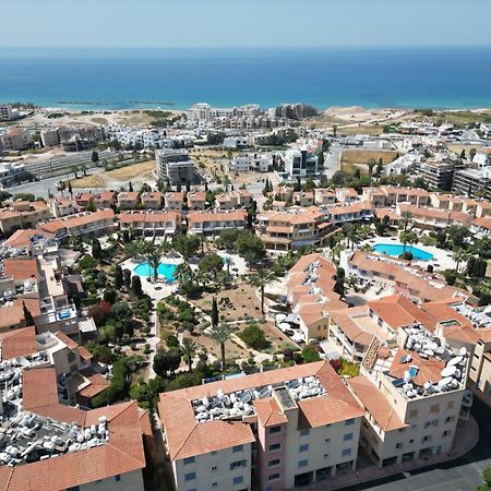 Ocean Sunset Apartment Paphos Eksteriør billede