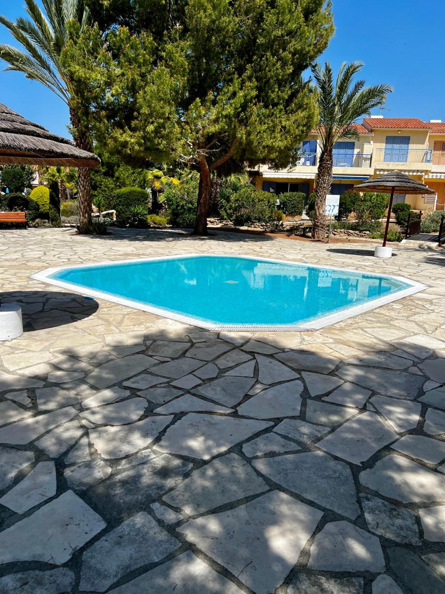 Ocean Sunset Apartment Paphos Eksteriør billede