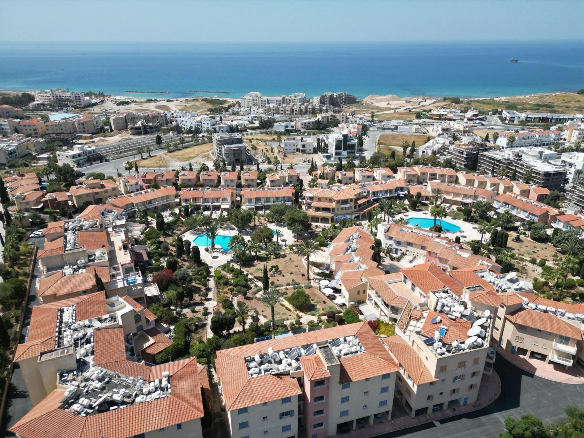 Ocean Sunset Apartment Paphos Eksteriør billede